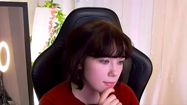 Snapshot of Kelly_foox chatting on October 18, 2025, 9:22 am Kelly foox online show from October 18, 2025, 9:22 am