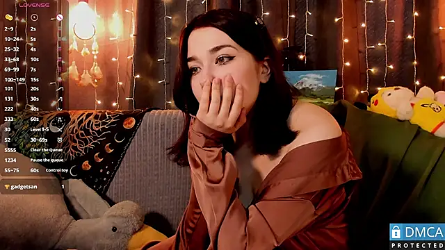 Kelly foox online show from March 26, 2026, 11:19 am