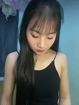 Snapshot of banlinh004 chatting on June 21, 2026, 2:56 pm banlinh004 online show from June 21, 2026, 2:56 pm