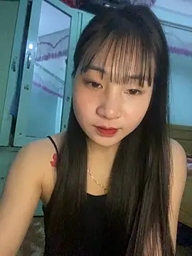 Snapshot of banlinh004 chatting on February 19, 2026, 6:05 pm banlinh004 online show from February 19, 2026, 6:05 pm