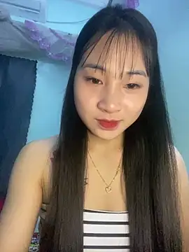 Snapshot of banlinh004 chatting on February 5, 2026, 3:30 pm banlinh004 online show from February 5, 2026, 3:30 pm
