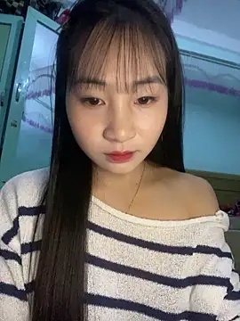 Snapshot of banlinh004 chatting on February 3, 2026, 2:44 pm banlinh004 online show from February 3, 2026, 2:44 pm