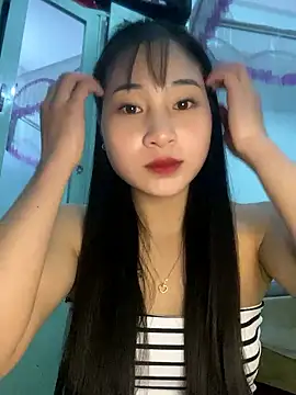 Snapshot of banlinh004 chatting on January 8, 2026, 2:23 pm banlinh004 online show from January 8, 2026, 2:23 pm