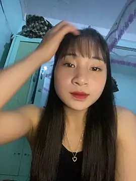 Snapshot of banlinh004 chatting on March 20, 2026, 3:35 pm banlinh004 online show from March 20, 2026, 3:35 pm