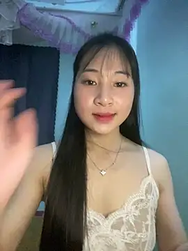 Snapshot of banlinh004 chatting on June 26, 2026, 2:56 pm banlinh004 online show from June 26, 2026, 2:56 pm