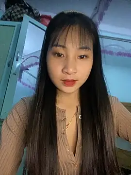 banlinh004 online show from November 24, 2025, 7:41 am