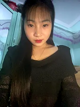 Snapshot of banlinh004 chatting on December 19, 2025, 2:41 pm banlinh004 online show from December 19, 2025, 2:41 pm