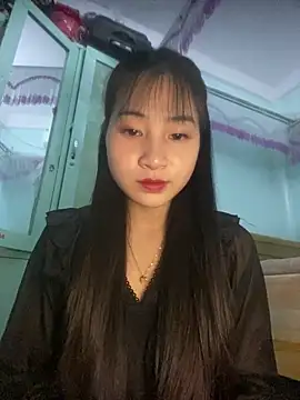 Snapshot of banlinh004 chatting on December 20, 2025, 1:36 pm banlinh004 online show from December 20, 2025, 1:36 pm