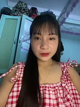 Snapshot of banlinh004 chatting on March 31, 2026, 4:09 pm banlinh004 online show from March 31, 2026, 4:09 pm
