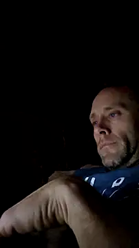 Snapshot of mcxxx87 chatting on October 4, 2025, 3:52 am mcxxx87 online show from October 4, 2025, 3:52 am