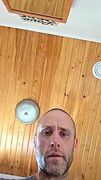 Snapshot of mcxxx87 chatting on October 4, 2025, 7:26 pm mcxxx87 online show from October 4, 2025, 7:26 pm