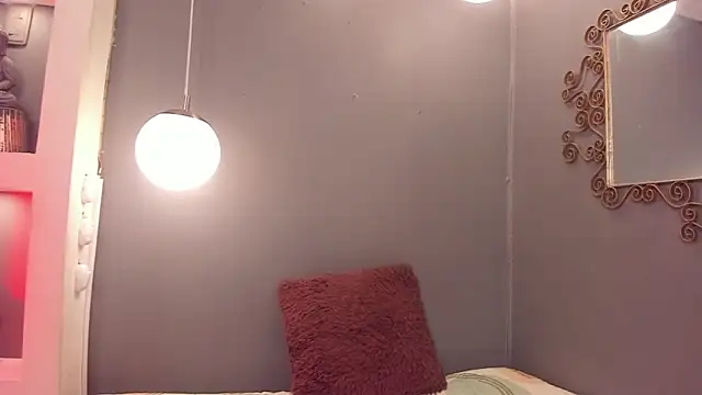 Alana Martinez  online show from March 27, 2026, 8:10 pm