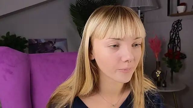 CelestaDicorcia online show from October 5, 2025, 12:29 pm