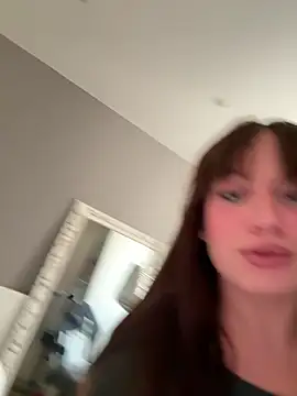 bebecita x online show from February 7, 2026, 2:25 pm