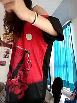 caramel doll   online show from October 9, 2025, 12:28 pm