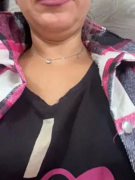 Snapshot of Daiana_Andra chatting on October 16, 2025, 8:22 am Daiana Andra online show from October 16, 2025, 8:22 am