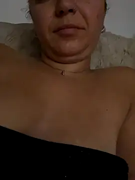 Snapshot of Daiana_Andra chatting on November 7, 2025, 1:32 am Daiana Andra online show from November 7, 2025, 1:32 am