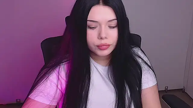 Snapshot of Mona_Esty chatting on November 4, 2025, 6:44 pm Mona Esty online show from November 4, 2025, 6:44 pm