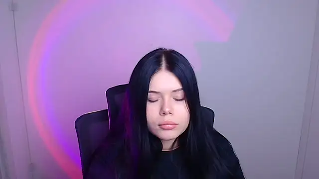 Snapshot of Mona_Esty chatting on October 7, 2025, 5:14 pm Mona Esty online show from October 7, 2025, 5:14 pm