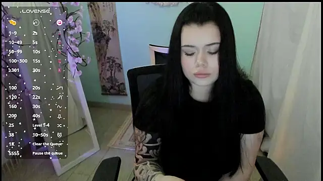 Mona Esty online show from April 4, 2026, 5:58 am