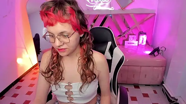 Jelly v online show from October 12, 2025, 1:01 pm