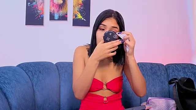 Snapshot of Violet_Jhonson chatting on October 24, 2025, 12:37 pm Violet Jhonson online show from October 24, 2025, 12:37 pm