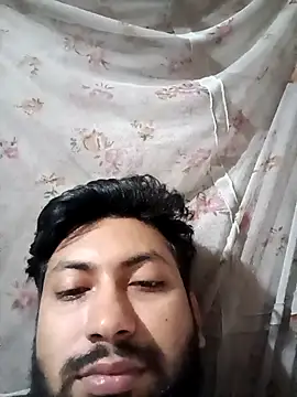 neel8890 online show from October 5, 2025, 3:47 pm