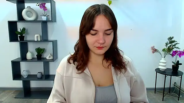 Snapshot of OliviaMontgommery chatting on October 11, 2025, 5:08 am OliviaMontgommery online show from October 11, 2025, 5:08 am