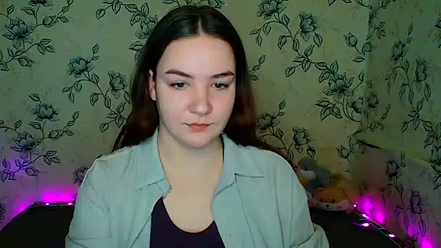 OliviaMontgommery online show from April 22, 2026, 12:56 pm