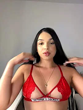 Snapshot of catalina_garciaa chatting on November 18, 2025, 7:17 pm catalina garciaa online show from November 18, 2025, 7:17 pm