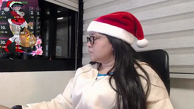 Xander Taylor  online show from December 17, 2025, 5:45 am