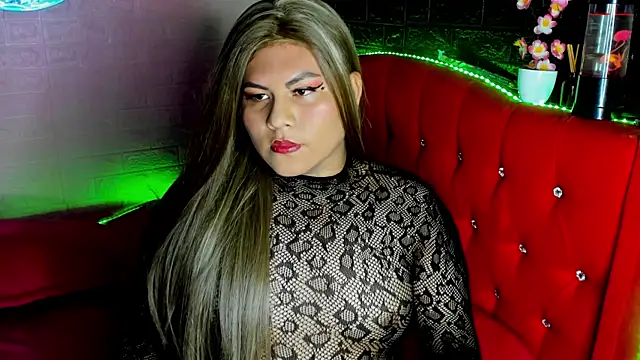 Snapshot of Sussan__dirty chatting on October 7, 2025, 11:50 pm Sussan  dirty online show from October 7, 2025, 11:50 pm