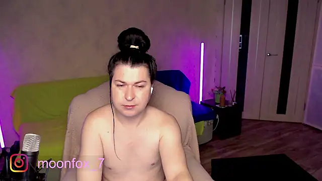 micromouse mo online show from April 9, 2026, 11:55 pm