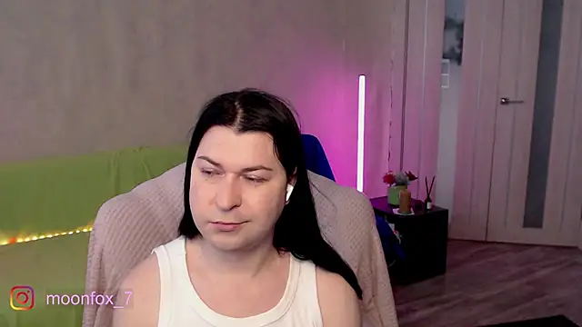 Snapshot of micromouse_mo chatting on February 23, 2026, 8:37 am micromouse mo online show from February 23, 2026, 8:37 am