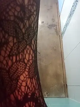 Snapshot of Canelasexo82 chatting on February 28, 2026, 1:05 am Canelasexo82 online show from February 28, 2026, 1:05 am