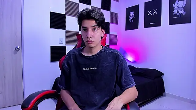 jeycobb online show from March 19, 2026, 11:43 am