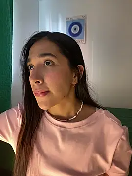 Snapshot of SabrinaEvanss_ chatting on March 19, 2026, 8:53 pm SabrinaEvanss online show from March 19, 2026, 8:53 pm