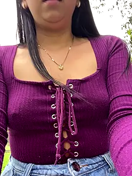 Snapshot of Celeste_119 chatting on October 19, 2025, 6:32 pm Celeste 119 online show from October 19, 2025, 6:32 pm