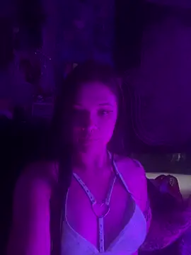 Snapshot of Jynx420friendly chatting on June 19, 2026, 7:30 pm Jynx420friendly online show from June 19, 2026, 7:30 pm