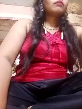 Priyanka hot54 online show from November 3, 2025, 6:00 pm