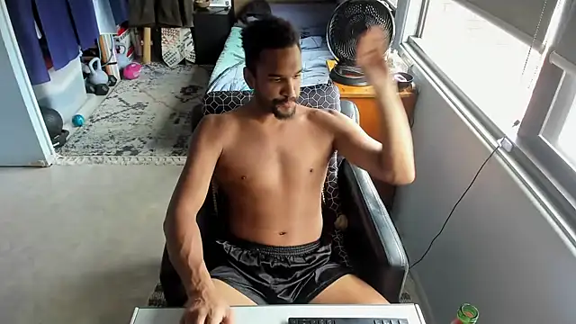 CassiusJohnson online show from October 18, 2025, 1:40 am