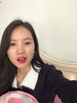 Snapshot of Mile-m chatting on February 12, 2026, 3:50 am Mile-m online show from February 12, 2026, 3:50 am