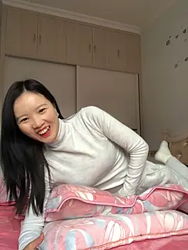 Snapshot of Mile-m chatting on February 10, 2026, 8:46 am Mile-m online show from February 10, 2026, 8:46 am