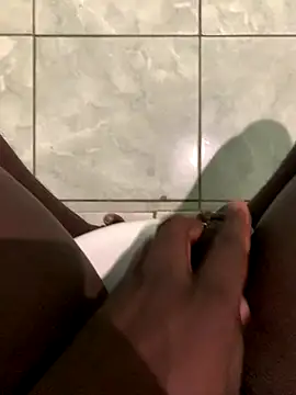 Dark vains online show from November 4, 2025, 9:29 pm