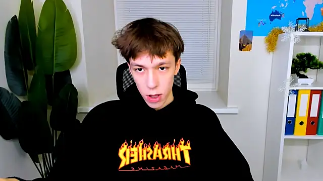 MarkBranston online show from December 15, 2025, 10:43 am