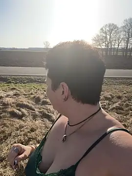 Snapshot of Hairyminka chatting on February 27, 2026, 2:28 pm Hairyminka online show from February 27, 2026, 2:28 pm