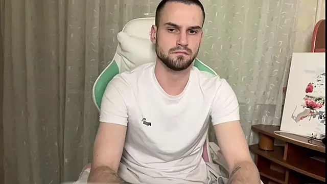 Snapshot of Iveraan chatting on October 25, 2025, 6:30 pm Iveraan online show from October 25, 2025, 6:30 pm