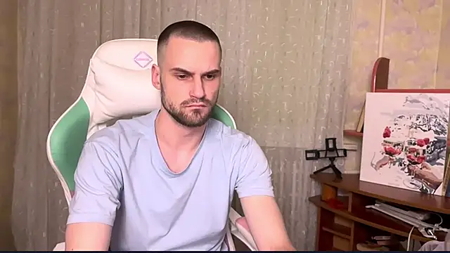 Snapshot of Iveraan chatting on November 30, 2025, 7:36 pm Iveraan online show from November 30, 2025, 7:36 pm