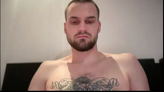 Snapshot of Iveraan chatting on October 26, 2025, 6:19 pm Iveraan online show from October 26, 2025, 6:19 pm