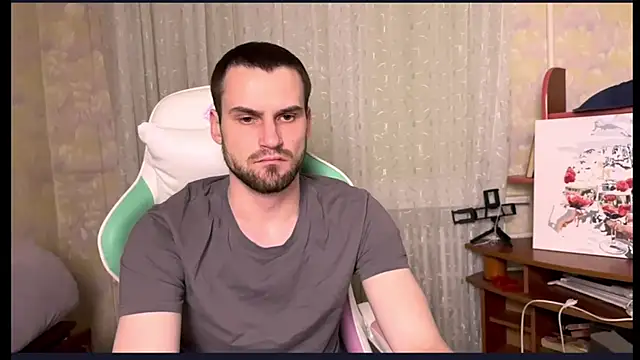 Snapshot of Iveraan chatting on November 20, 2025, 7:36 pm Iveraan online show from November 20, 2025, 7:36 pm